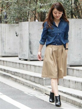 「LIMITLESS LUXURY（リミットレスラグジュアリー）のアイテム（その他パンツ）」を使った、MIHOさん（レディース・154cm）の秋コーディネート
