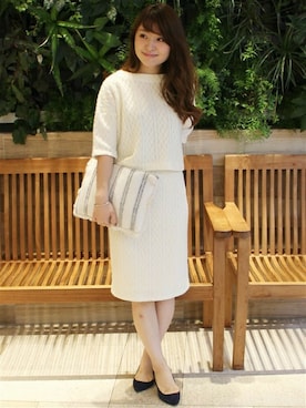 「LIMITLESS LUXURY（リミットレスラグジュアリー）のアイテム」を使った、MIHOさん（レディース・154cm）の秋コーディネート