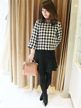 「LIMITLESS LUXURY（リミットレスラグジュアリー）のアイテム」を使った、MIHOさん（レディース・154cm）の秋コーディネート