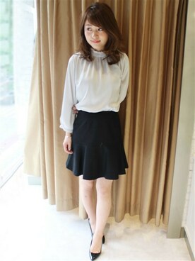 「LIMITLESS LUXURY（リミットレスラグジュアリー）のアイテム」を使った、MIHOさん（レディース・154cm）の秋コーディネート