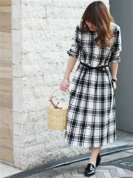 「LIMITLESS LUXURY（リミットレスラグジュアリー）のアイテム」を使った、MIHOさん（レディース・154cm）の冬コーディネート