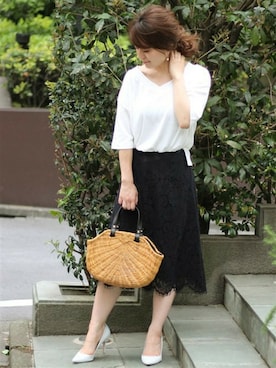 「LIMITLESS LUXURY（リミットレスラグジュアリー）のアイテム」を使った、MIHOさん（レディース・154cm）の春コーディネート