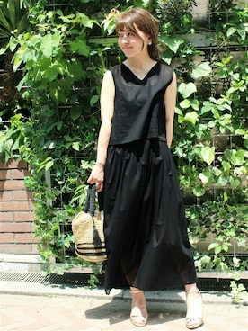 「LIMITLESS LUXURY（リミットレスラグジュアリー）のアイテム」を使った、MIHOさん（レディース・154cm）の夏コーディネート