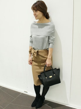 「LIMITLESS LUXURY（リミットレスラグジュアリー）のアイテム」を使った、MIHOさん（レディース・154cm）の秋コーディネート