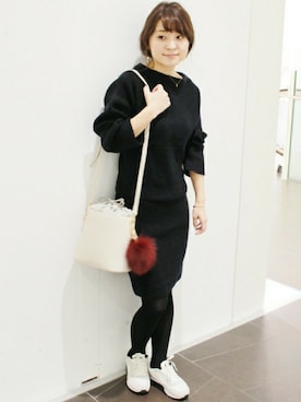 「アイテム（キーホルダー）」を使った、MIHOさん（レディース・154cm）の冬コーディネート