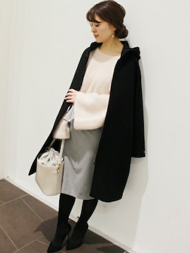 「LIMITLESS LUXURY（リミットレスラグジュアリー）のバケツ2WAY BAG◆（ショルダーバッグ）」を使った、MIHOさん（レディース・154cm）の冬コーディネート