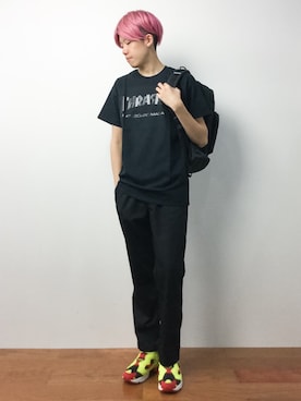 「unrelaxing（アンリラクシング）のアイテム（スラックス）」を使った、まっこいさん（メンズ・176cm）の夏コーディネート