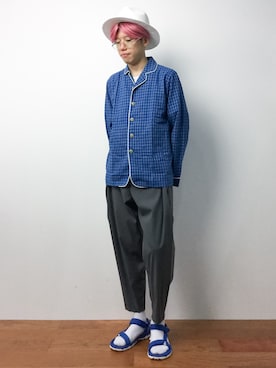 「SHAREEF（シャリーフ）のアイテム（パンツ）」を使った、まっこいさん（メンズ・176cm）の夏コーディネート