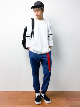 「CASPER JOHN AIVER（キャスパージョンアイバー）のアイテム（スウェット）」を使った、まっこいさん（メンズ・176cm）の夏コーディネート