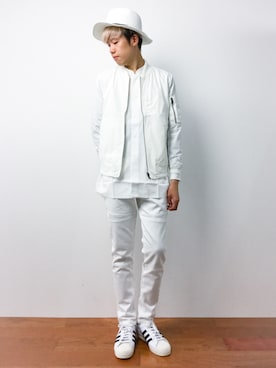 「アイテム（MA-1）」を使った、まっこいさん（メンズ・176cm・20代）の夏コーディネート