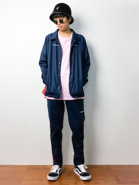 「CHARI&CO（チャリアンドコー）のアイテム（パンツ）」を使った、まっこいさん（メンズ・176cm）の秋コーディネート