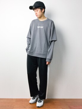 「CASPER JOHN AIVER（キャスパージョンアイバー）のアイテム（パンツ）」を使った、まっこいさん（メンズ・176cm）の秋コーディネート