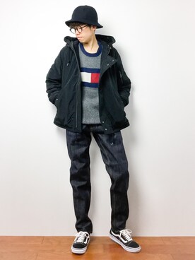 「TOMMY HILFIGER（トミーヒルフィガー）のアイテム（ニット/セーター）」を使った、まっこいさん（メンズ・176cm）の秋コーディネート