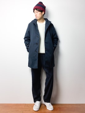 「ネイビー×ホワイト」｜「アイテム（ステンカラーコート）」を使った、まっこいさん（メンズ・176cm）の秋コーディネート