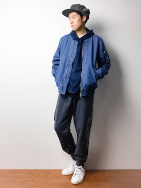 「CASPER JOHN（キャスパージョン）のアイテム（MA-1）」を使った、まっこいさん（メンズ・176cm）の秋コーディネート