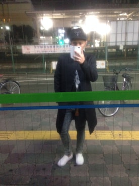 「大阪」｜「アイテム（ステンカラーコート）」を使った、TRI€K☯B¥☯Bikkixi.さん（メンズ・168cm）の秋コーディネート
