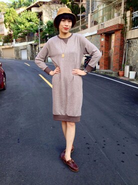 「BROWN」｜「アイテム（その他シューズ）」を使った、Lo Pezさん（レディース・178cm）の秋コーディネート