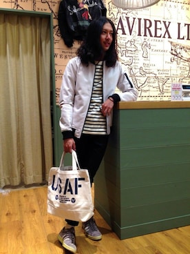 「エコバッグ」｜「アイテム（ブルゾン）」を使った、purinさん（メンズ・173cm）の冬コーディネート