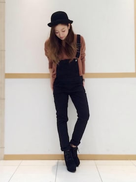 「CECIL McBEE（セシルマクビー）のアイテム（サロペット/オーバーオール）」を使った、mi_さん（レディース・153cm）の秋コーディネート
