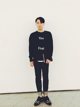 「PRADA（プラダ）のアイテム（シューズ）」を使った、우덕명さん（メンズ・171cm）の秋コーディネート