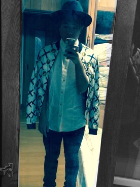 「VERSUS（ヴェルサス）のアイテム」を使った、kazu hbb12さん（メンズ・166cm）の秋コーディネート