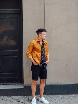 「TOPMAN（トップマン）のアイテム（ライダースジャケット）」を使った、Justin Livingstonさん（メンズ・178cm）の春コーディネート