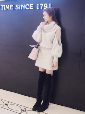 Helena美洋洋さんのコーディネート