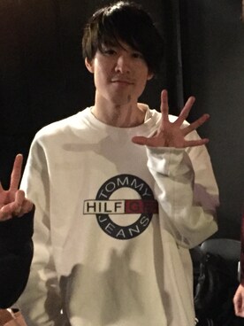 「TOMMY（トミー）のアイテム（スウェット）」を使った、大和さん（メンズ・171cm）の春コーディネート