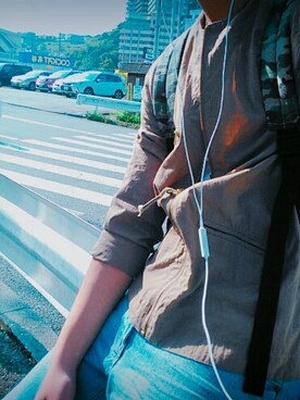 「URBAN RESEARCH（アーバンリサーチ）のアイテム（ノーカラージャケット）」を使った、tesshinさん（メンズ・173cm）の秋コーディネート