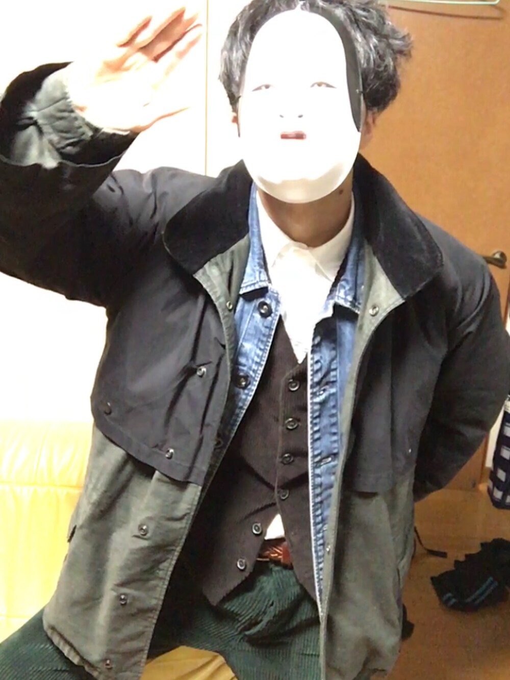 「まぶしい!!笑のアイテム（その他、ホワイト系）」を使った、将'n◢ ◤しょーんさん（メンズ・173cm）の冬コーディネートの1枚目の写真