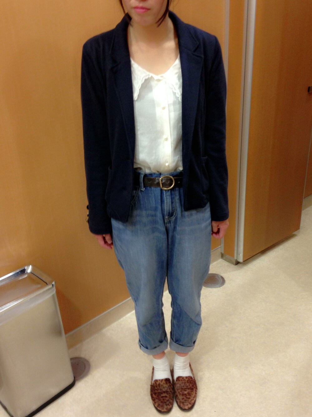 「ひょう柄パンプス」｜「w closetのアイテム（デニムパンツ、その他）」を使った、みなちょ。さん（レディース・161cm）の秋コーディネートの1枚目の写真