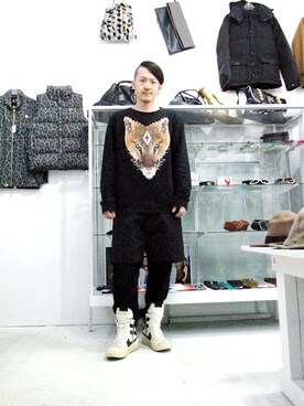 「Cody Sanderson」｜「アイテム（スウェット）」を使った、アールさん（メンズ・172cm）の冬コーディネート