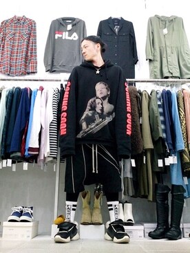「RickOwens×adidas」｜「アイテム（アクセサリー）」を使った、アールさん（メンズ・172cm）の秋コーディネート
