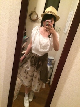 「Chico（チコ）のフリルチュニック（シャツ/ブラウス、ホワイト系）」を使った、SanaSanaさん（レディース・152cm）の春コーディネート