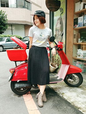 「skirt」｜「アイテム（キャップ）」を使った、奈     Charlotte さん（レディース・151cm）の秋コーディネート