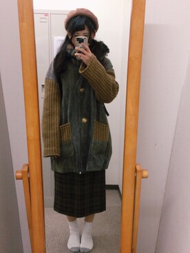 「学校」｜「アイテム（ハンチング/ベレー帽）」を使った、イワトビちきんさん（レディース・164cm）の秋コーディネート
