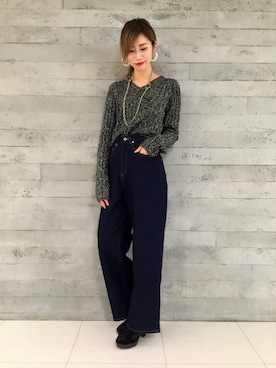 「HARE（ハレ）のアクリルＢＩＧフープピアス（HARE）（ピアス（両耳用））」を使った、ERIKA (BABYLONE)さん（レディース・165cm）の秋コーディネート