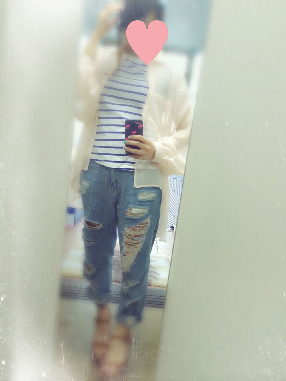 「＃ボーダー、＃デニム」｜「jouetieのアイテム（デニムパンツ、ブルー系）」を使った、smblさん（レディース・152cm）の夏コーディネートの1枚目の写真