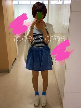 「UNIQLO（ユニクロ）のＵＶカットクルーネックカーディガン（長袖）
（カーディガン/ボレロ、ホワイト系）」を使った、るるきこさん（レディース・159cm）の夏コーディネート
