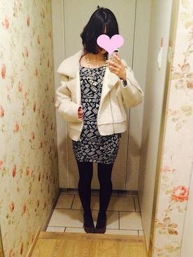 「EMODA（エモダ）の《 ViVi 12月号掲載商品 》TEDDY BOMBER CO（ジャケット/アウター、ホワイト系）」を使った、るるきこさん（レディース・159cm）の冬コーディネート