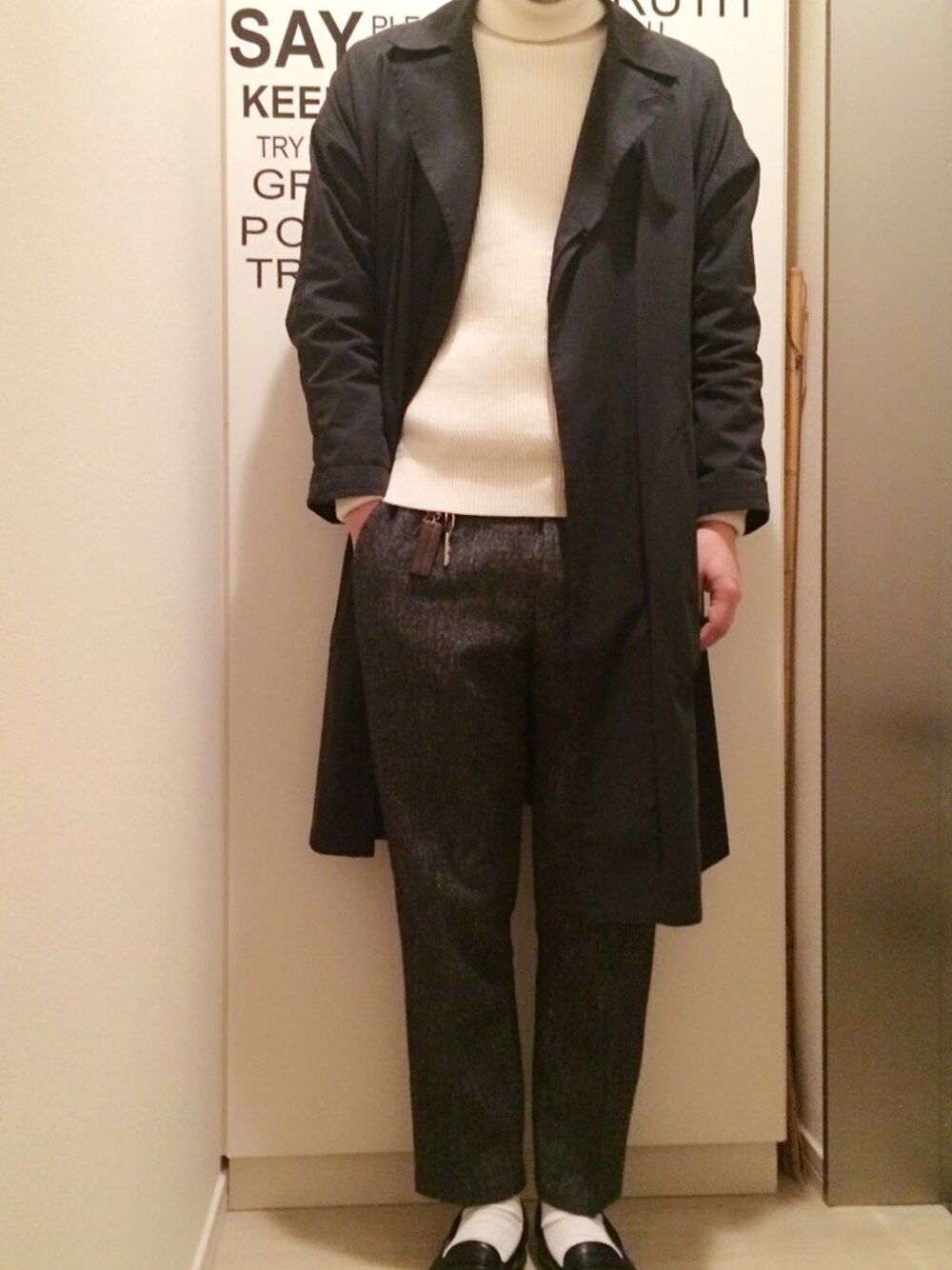 ARTS & SCIENCEのトレンチコートを使った人気ファッション