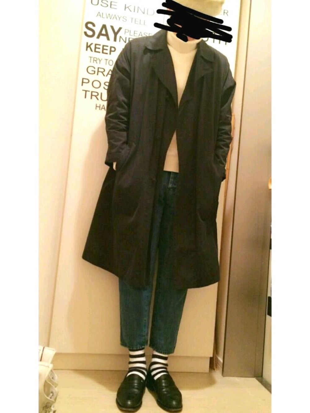 ARTS & SCIENCEのトレンチコートを使った人気ファッション