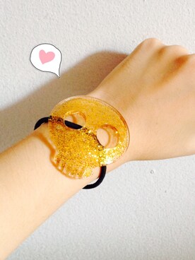 「BEAMS（ビームス）のアイテム（ヘアゴム）」を使った、A☻Chumaさん（レディース・157cm）の冬コーディネート