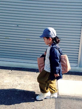 「アイテム（マウンテンパーカー、ブルー系）」を使った、riccarinさん（キッズ・100cm）の春コーディネート