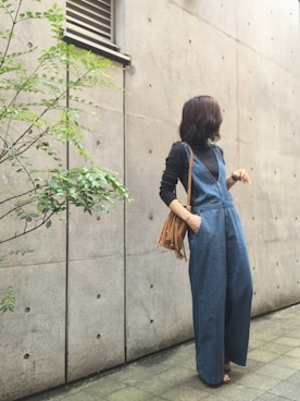 「フリンジバッグ」｜「アイテム（サロペット/オーバーオール）」を使った、HITOMI HIROTAさん（レディース・155cm）の春コーディネート