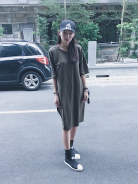 「Bourjois （-）のアイテム」を使った、潘小潁さん（レディース・167cm）の秋コーディネート