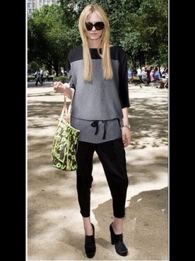 liber_selectさんのコーディネート