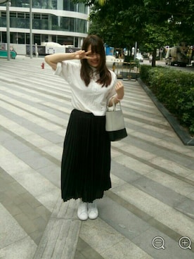 「PREMIUMのアイテム」を使った、シエナ🌻さん（レディース・163cm）の春コーディネート