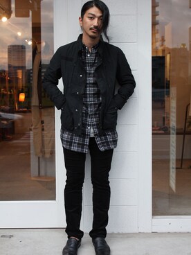 「nonnative（ノンネイティブ）のアイテム（Tシャツ/カットソー）」を使った、権藤裕輝さん（メンズ・170cm）の秋コーディネート