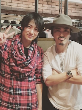 「glamb（グラム）のアイテム（トップス）」を使った、権藤裕輝さん（メンズ・170cm）の秋コーディネート